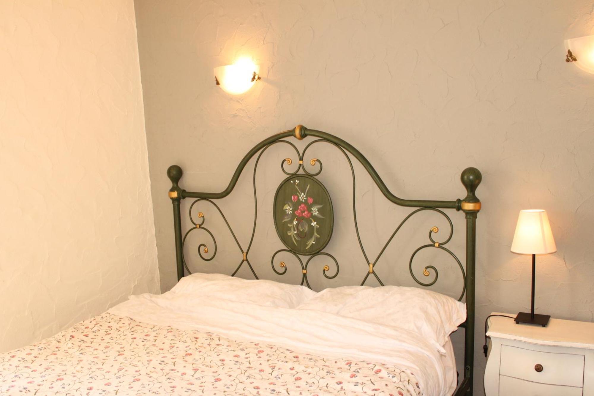 Borgo Erbiola Villa Колико Стая снимка